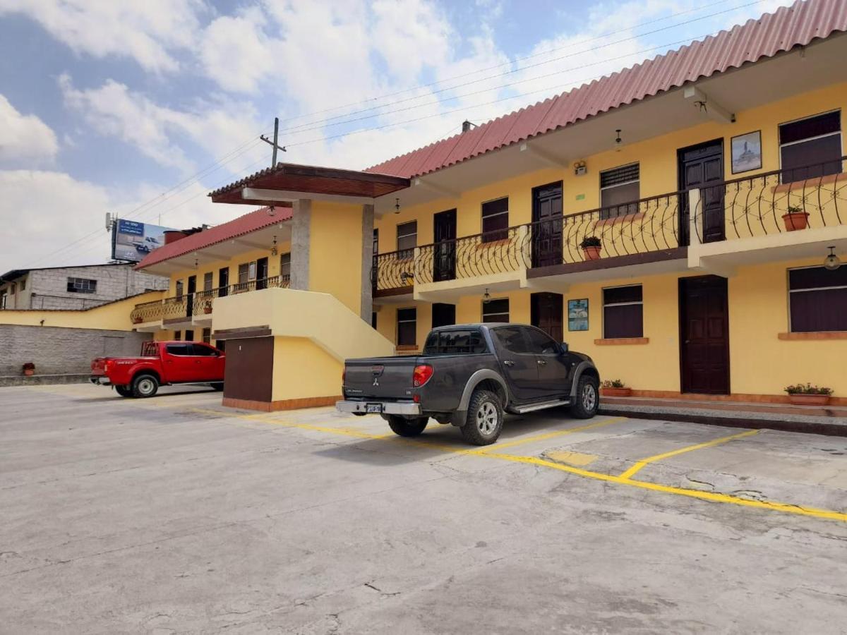 Hotel Y Restaurante Villa Esmeralda Кетцалтенанго Екстериор снимка