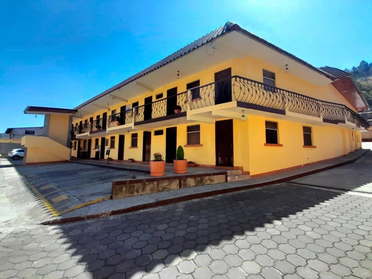 Hotel Y Restaurante Villa Esmeralda Кетцалтенанго Екстериор снимка